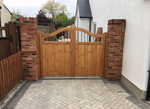 Oxford Driveway Gates Oxford Driveway wooden gates