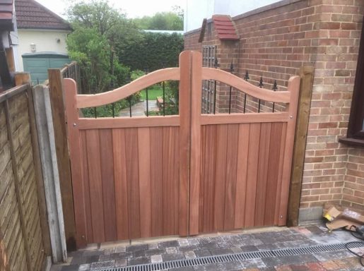 Sandringham Driveway Gates Sandringham Driveway wooden gates