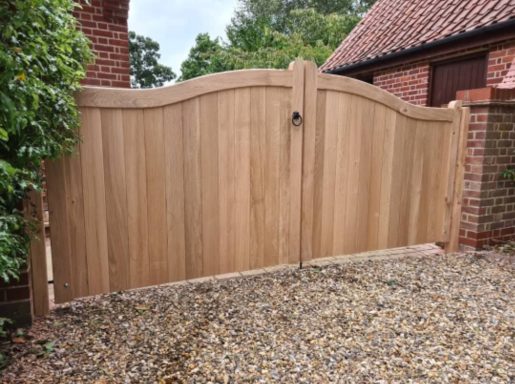 Oak Essex wooden driveway gates